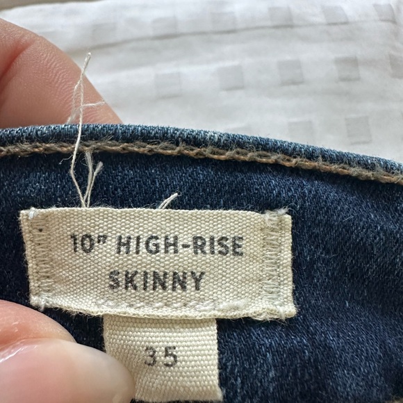 Madewell 10” High Rise Skinny Jean - Picture 5 of 5